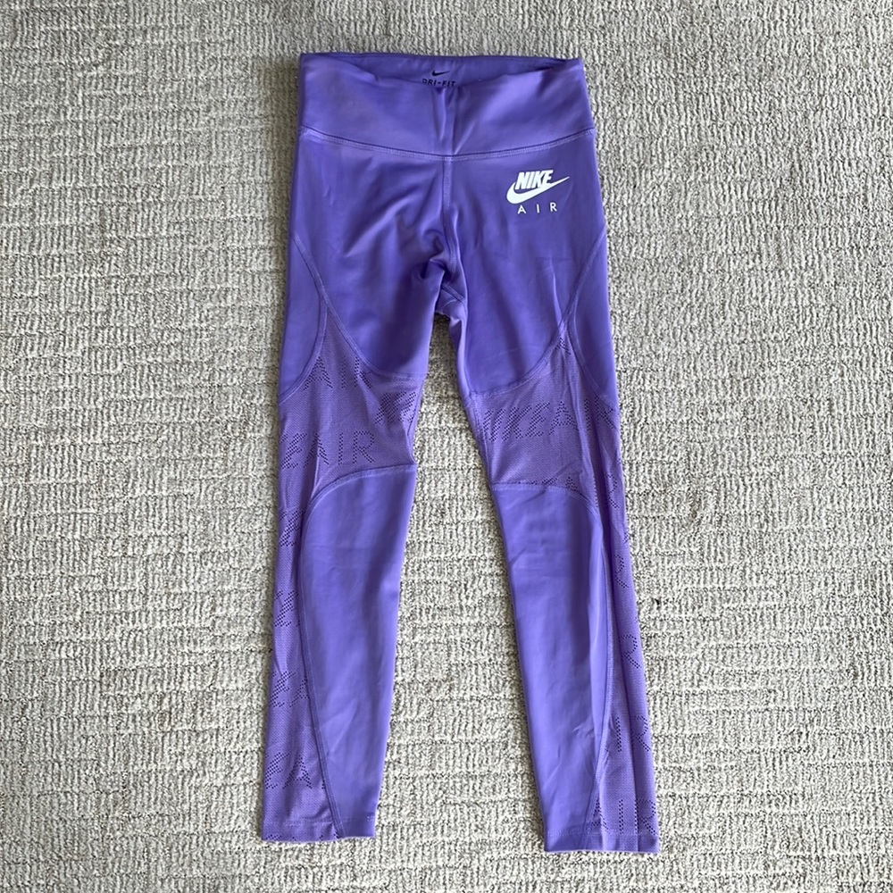 Nike lilac 3/4 length dri-fit tights